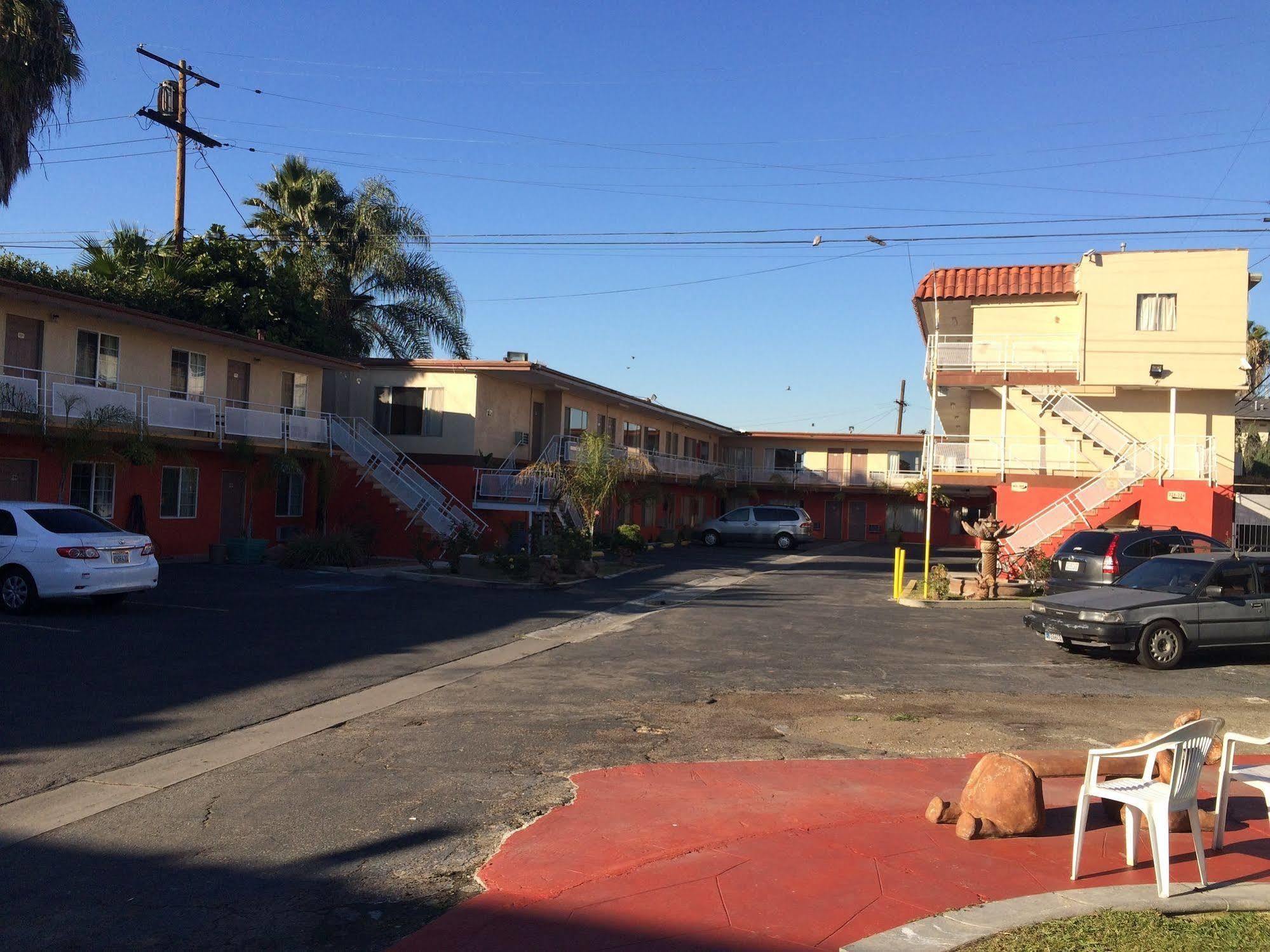 Long Beach Motel Екстер'єр фото