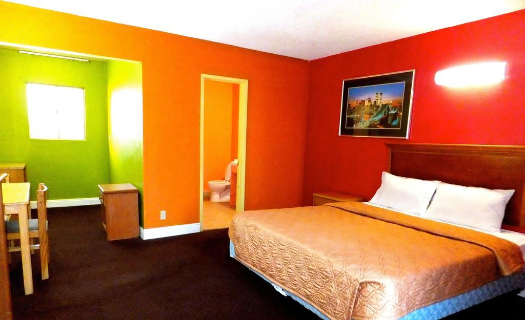 Long Beach Motel Номер фото